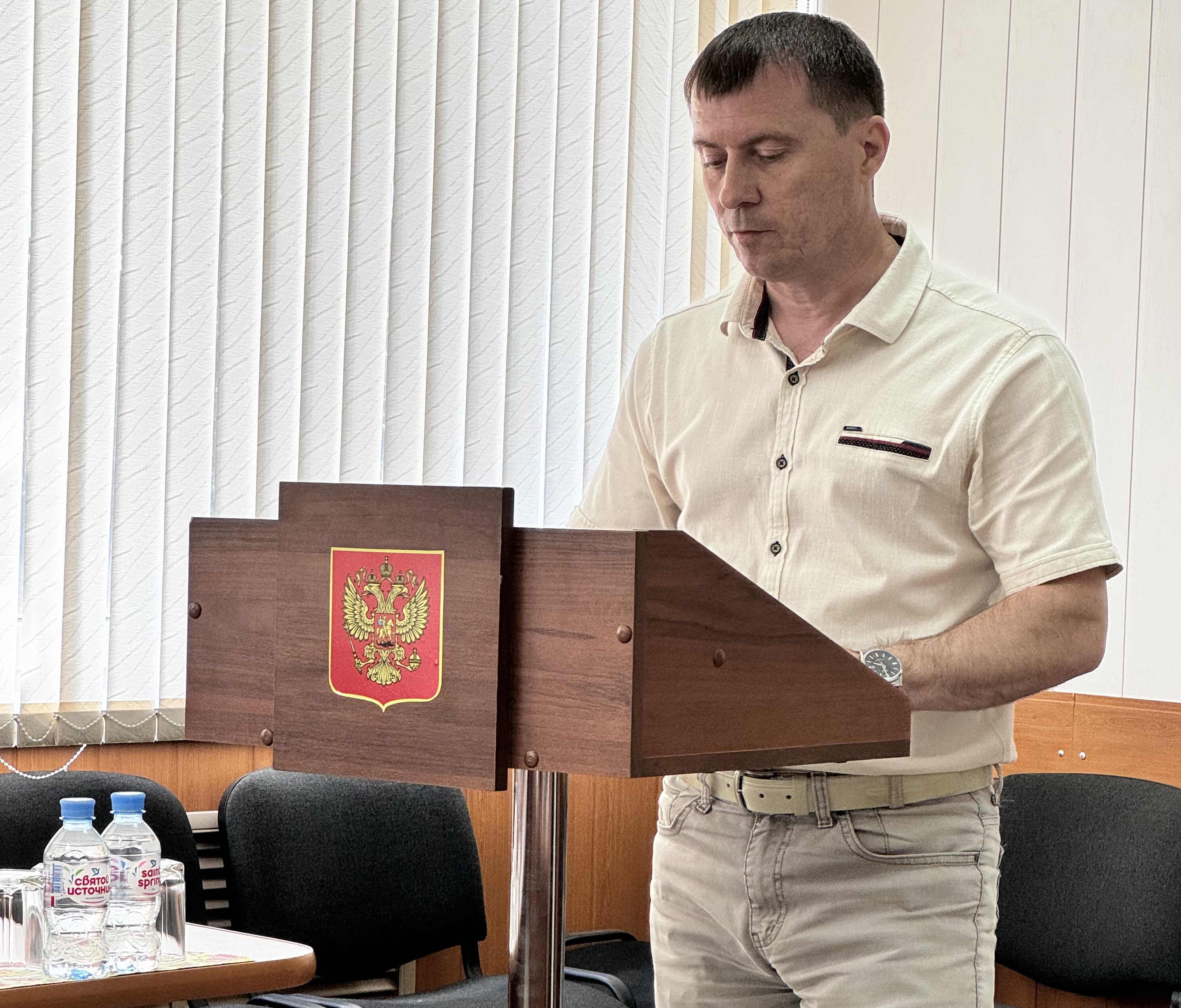 СОСТОЯЛОСЬ ТРИДЦАТЬ ВТОРОЕ ЗАСЕДАНИЕ  СОВЕТА МУНИЦИПАЛЬНОГО ОБРАЗОВАНИЯ ГОРОДА ПУГАЧЕВА САРАТОВСКОЙ ОБЛАСТИ ПЯТОГО СОЗЫВА.