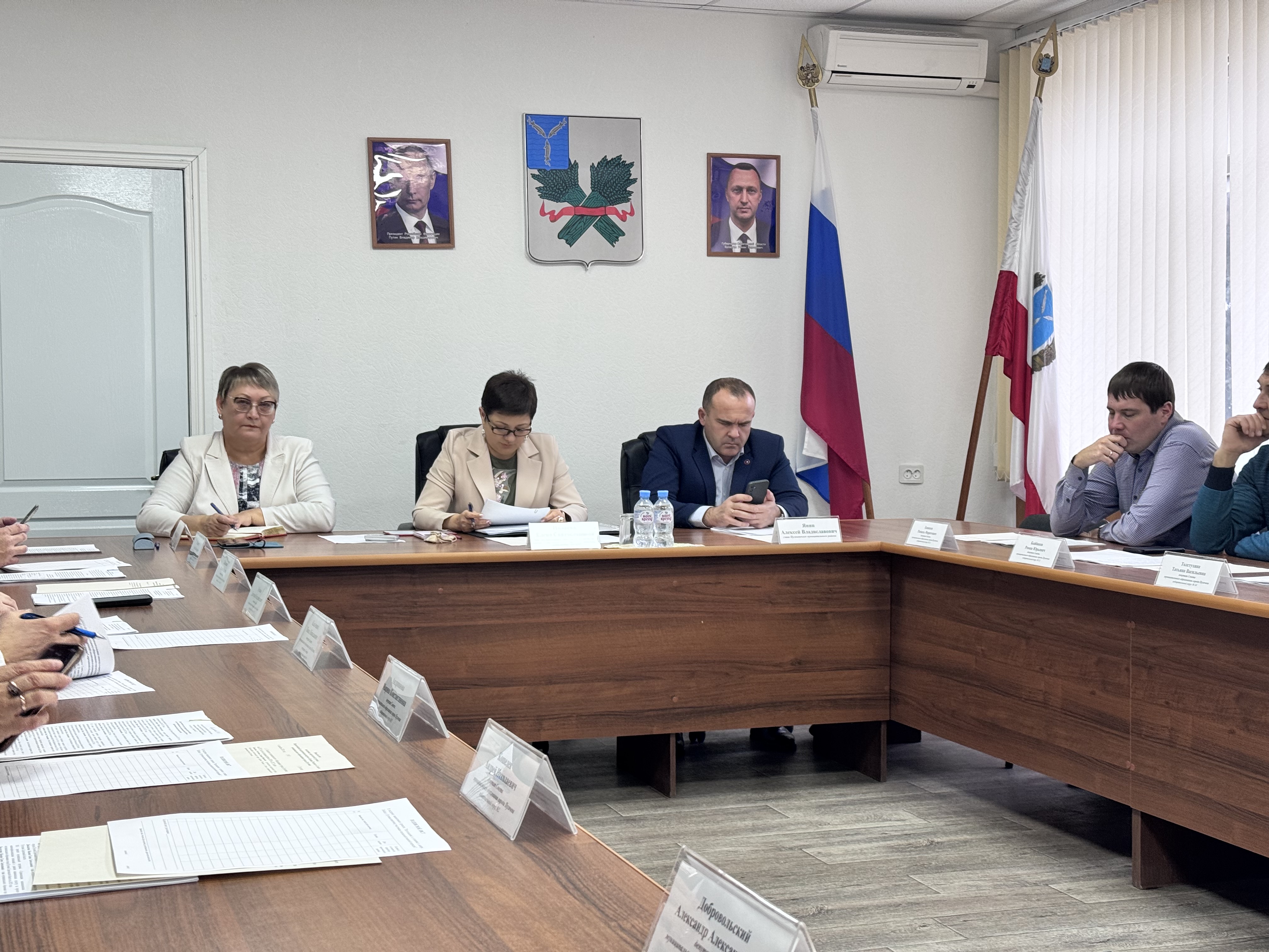 СОСТОЯЛОСЬ ТРИДЦАТЬ СЕДЬМОЕ ЗАСЕДАНИЕ СОВЕТА МУНИЦИПАЛЬНОГО ОБРАЗОВАНИЯ ГОРОДА ПУГАЧЕВА САРАТОВСКОЙ ОБЛАСТИ ПЯТОГО СОЗЫВА.